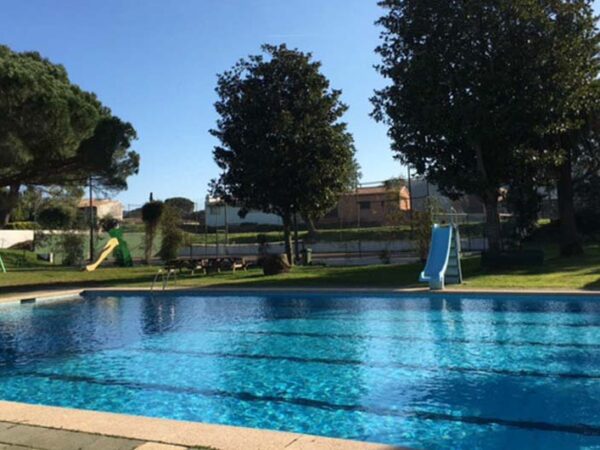 Costa Brava Garden Pool with The Little Voyager