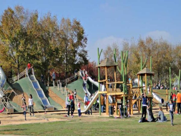 Parc Turo Playground with The Little Voyager