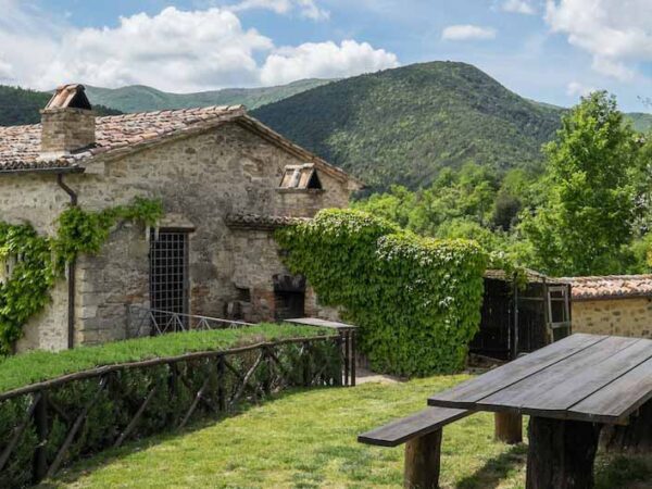 Family Holidays in Umbria, Italy, with The Little Voyager