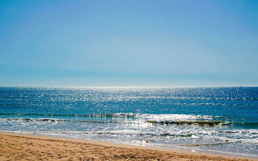 Algarvian Family Bliss Beach with The Little Voyager