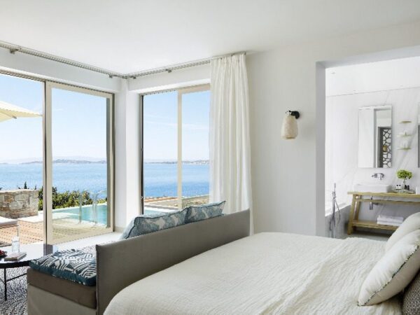 Villa with sea view at The Halkidiki Seafront Palace