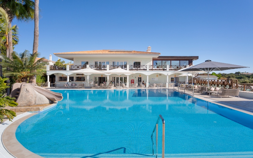 Main pool and restaurant area at Martinhal Quinta do Lago