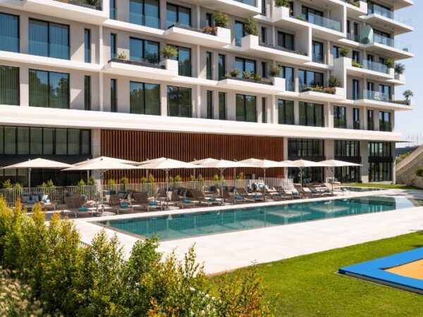 Outdoor pool at Martinhal Lisbon Oriente